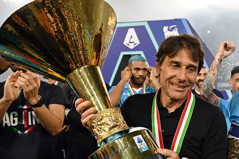 كونتي وكابيلو: المحكمة تُحدد المدرب الأبرز في تاريخ الدوري الإيطالي