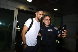 بعثة بورتو تصل أمريكا استعداداً للمنافسة في كأس العالم للأندية (صور)