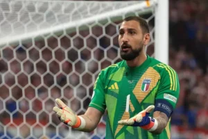 دوناروما: مستوى أداء إيطاليا لا يتناسب مع تطلعات جماهيرنا