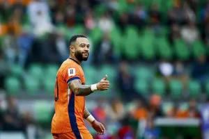 ديباي ينضم إلى أسطورة فان بيرسي كأفضل هداف في تاريخ منتخب هولندا