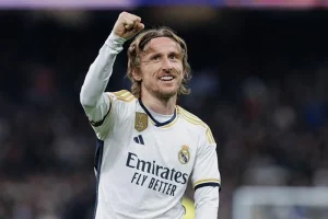 عودة الذهب إلى سان سيرو: مودريتش على بعد خطوة واحدة من الانتقال إلى ميلان