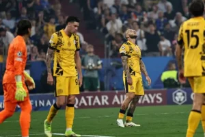من حلم النصر إلى كابوس الهزيمة: ردود الفعل الإيطالية على نهائي دوري أبطال أوروبا