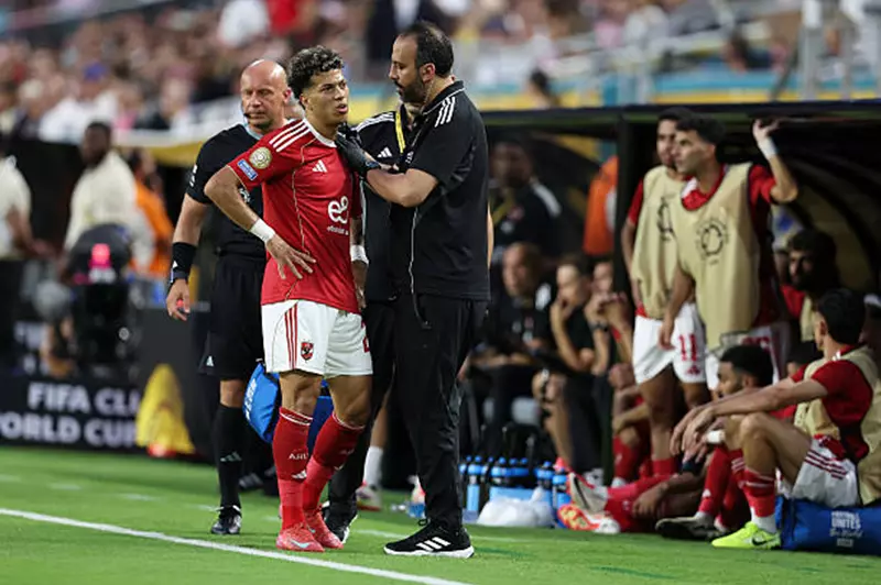 إمام عاشور وغائبون آخرون: تحليل لأسباب غيابات الأهلي ضد المحلة في الدوري