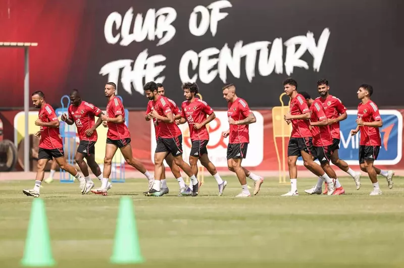 استعدادات فريق الأهلي: محاضرة ريبيرو وتأهيل مروان لمباراة المحلة