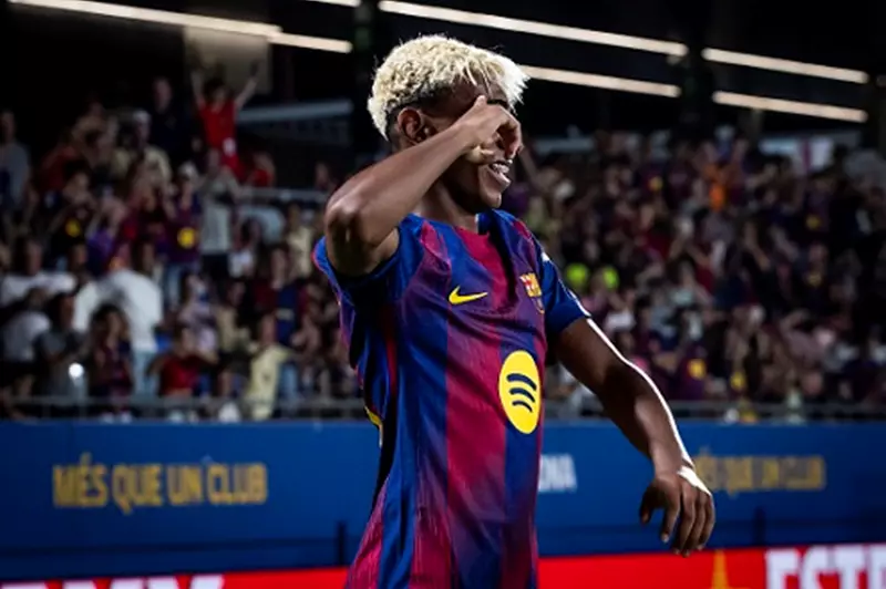 برشلونة يظهر قوته الفوز الساحق على كومو بكأس خوان جامبر