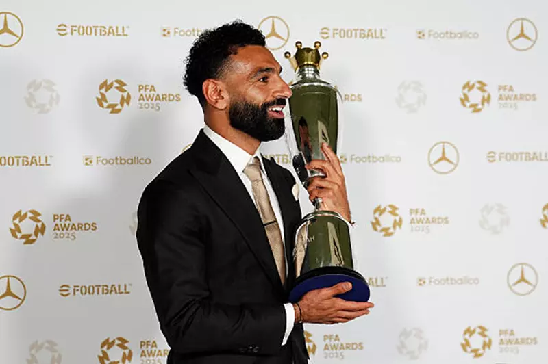 صلاح: أهمية تتويجه بجائزة أفضل لاعب ثلاث مرات في تاريخ كرة القدم