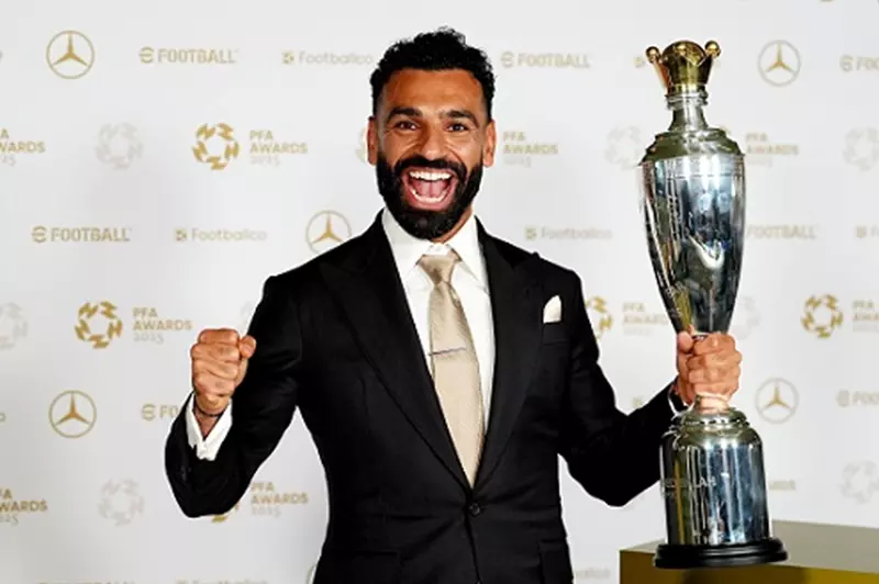 محمد صلاح: إنجاز تاريخي بجائزة أفضل لاعب من رابطة المحترفين للمرة الثالثة