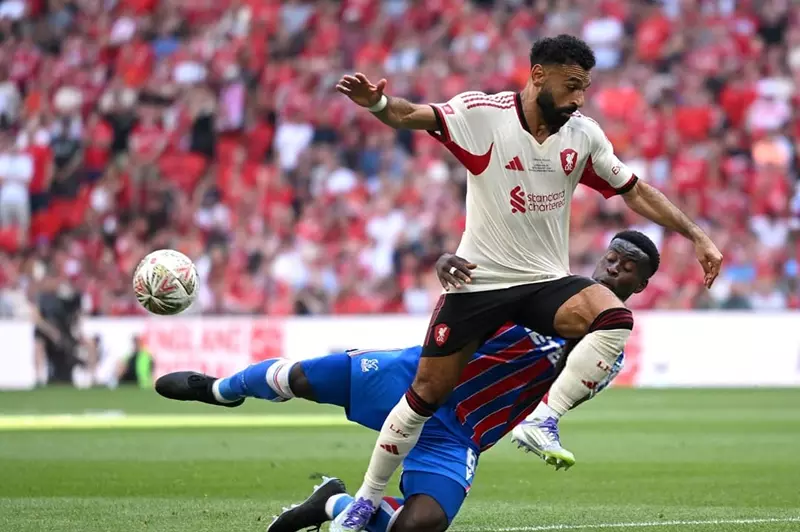 محمد صلاح في صدارة قائمة أفضل 25 لاعبًا بالدوري الإنجليزي: إنجازات وتحديات جديدة