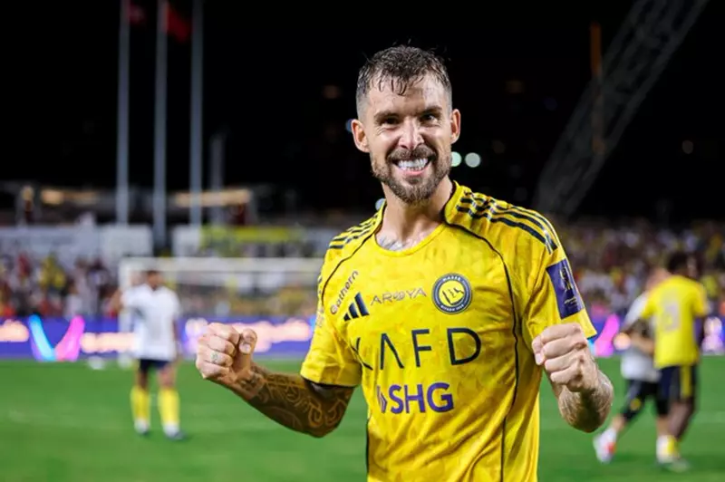 مدافع النصر يؤكد: روح الفريق مفتاح الفوز في نهائي السوبر ضد الاتحاد